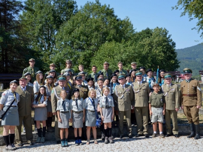 Uroczystości upamiętniające 76. rocznicę Bohaterskiej Obrony Węgierskiej Górki oraz 72. rocznicę Stracenia Partyzantów - zdjęcie1