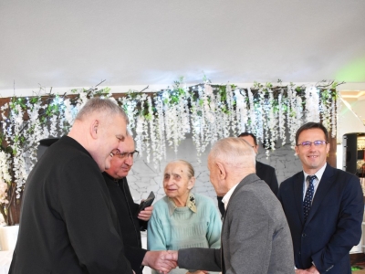 Jubileusz 50-lecia pożycia małżeńskiego w gminie Węgierska Górka - zdjęcie37